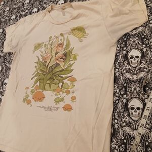 Fruit of the Loom Cream Graphic Tee